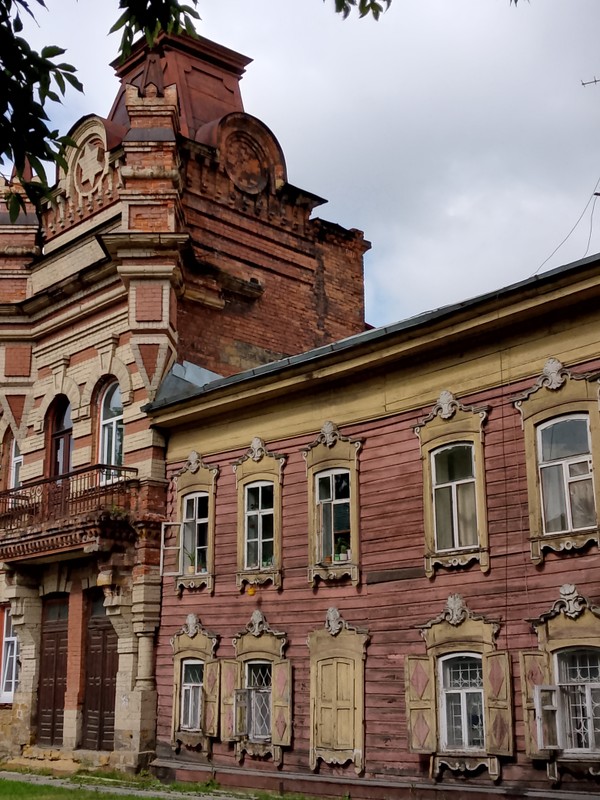 Автопрогулка по старинному живописному Иркутску – индивидуальная экскурсия