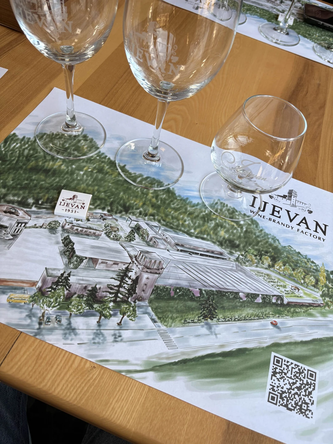 Отзыв о экскурсии "Озеро Севан, Дилижан и Иджеванский винно-коньячный завод за 1 день" — фото 1