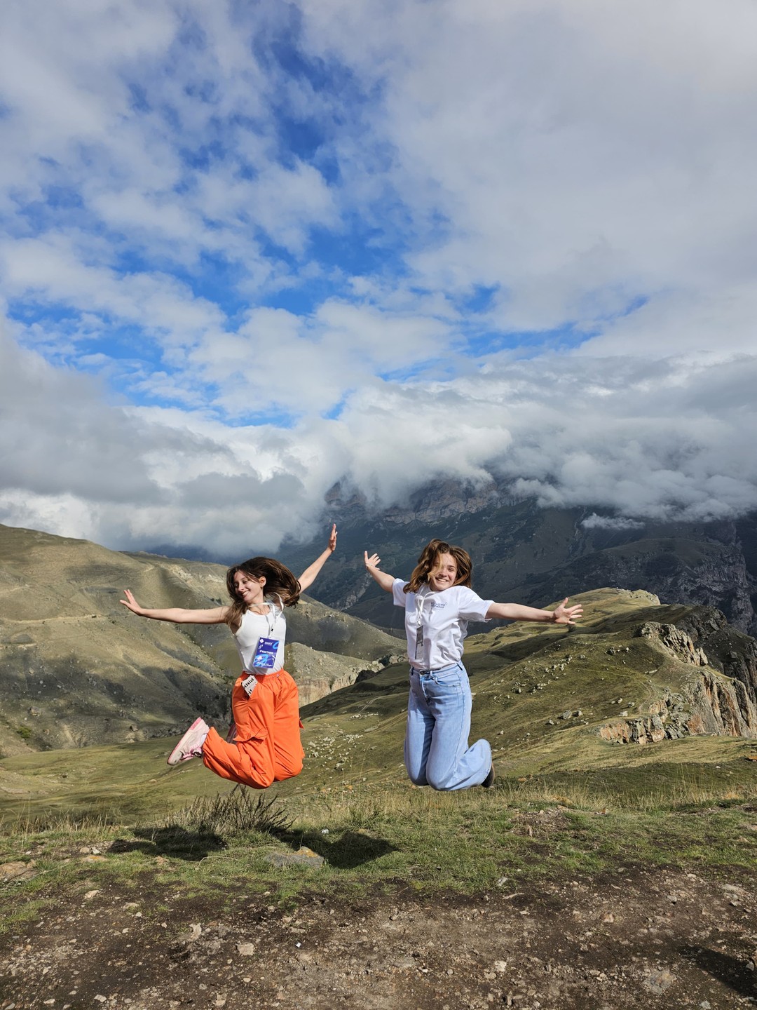 Отзыв о экскурсии "Язык Тролля, замок Жабо-Кала и водопад Тыжынты — из Нальчика" — фото 2