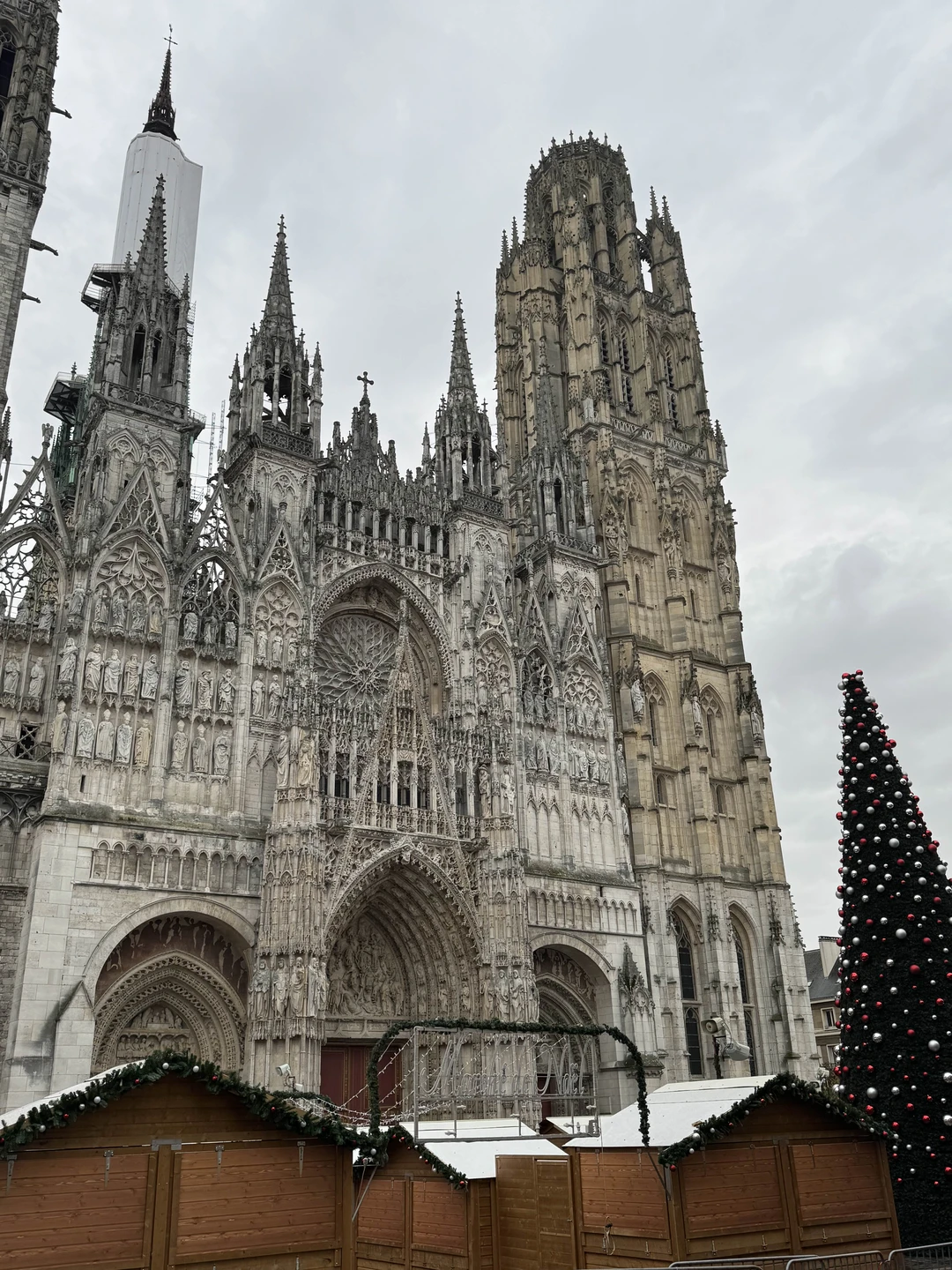 Отзыв о экскурсии "Из Парижа — в Руан, Этрета и Онфлёр за 1 день" — фото 1