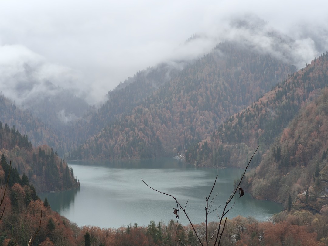 Отзыв о экскурсии "К озеру Рица через каньоны и водопады — из Гагры и Пицунды" — фото 1