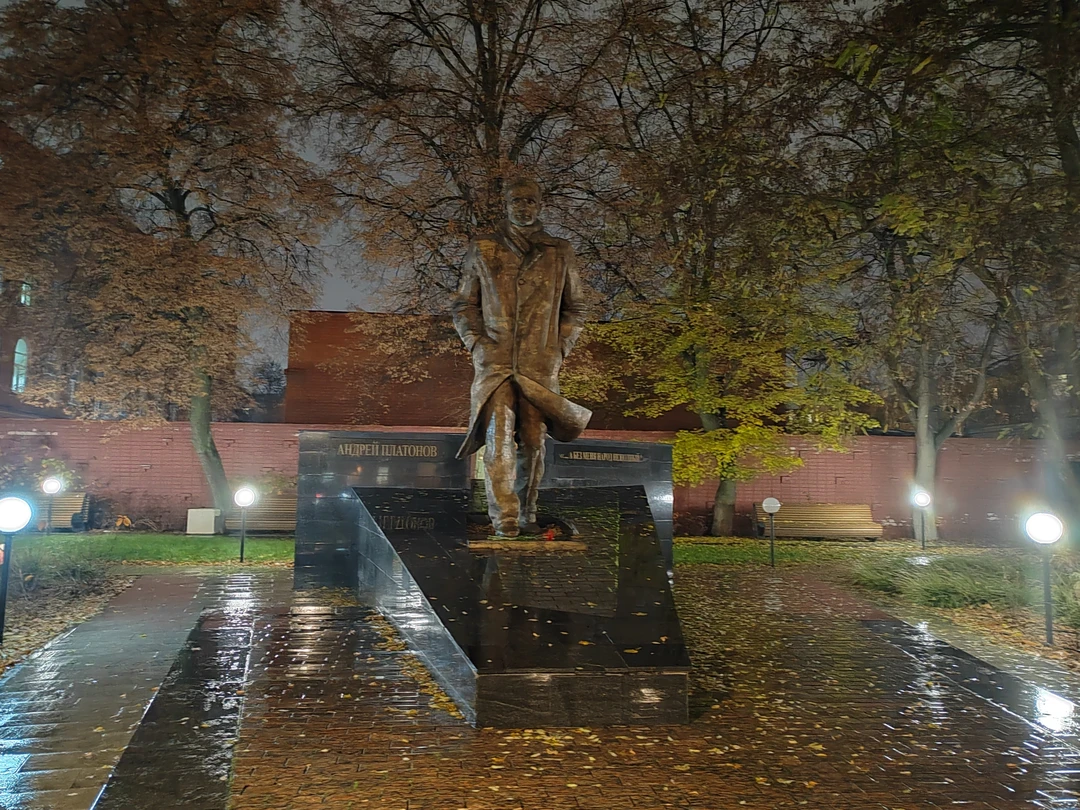 Отзыв о экскурсии "Воронеж: жизнь снаружи и с изнанки. Групповая экскурсия" — фото 2