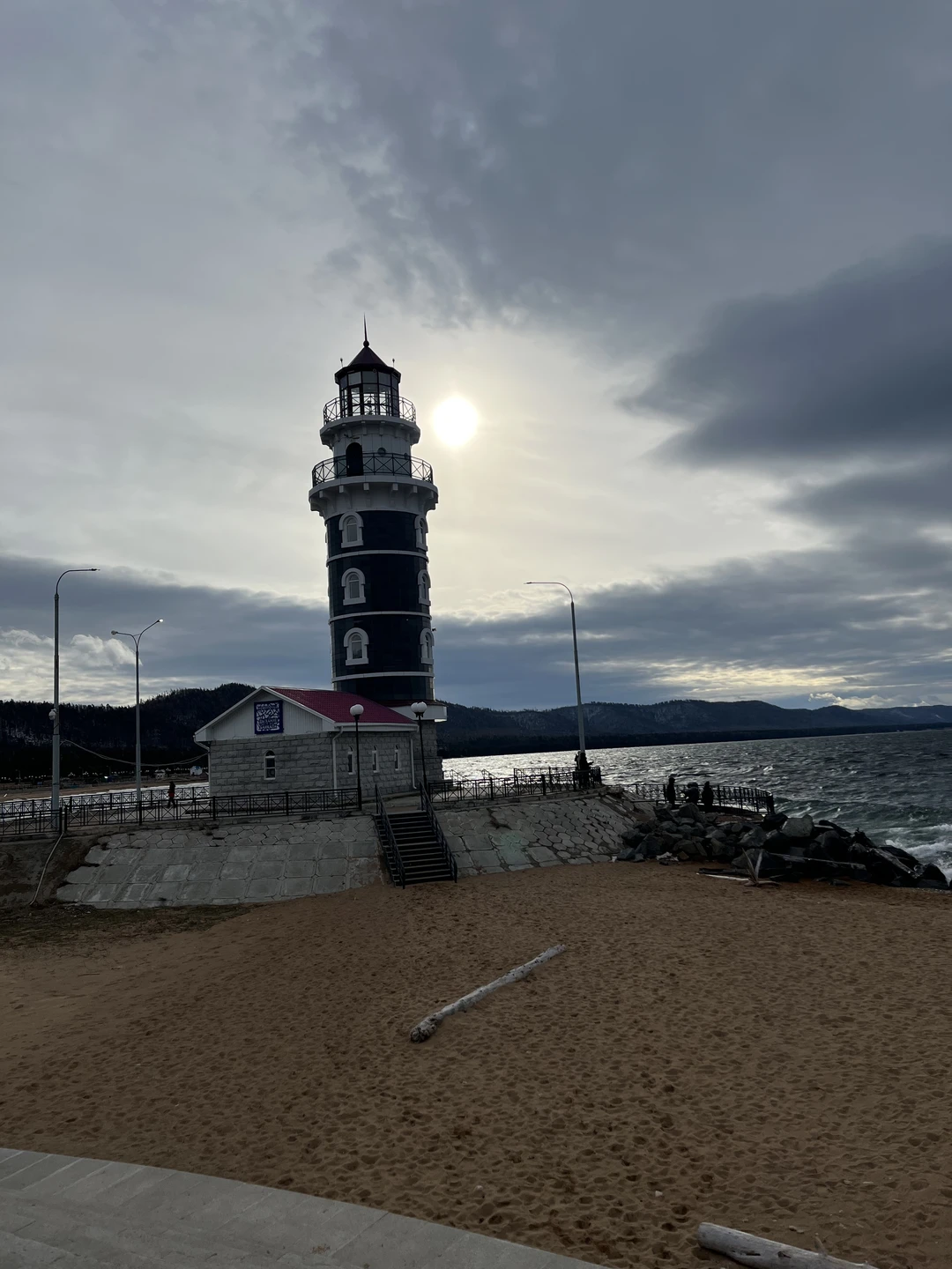 Отзыв о экскурсии "Необычный Байкал: лечебный источник, маяк и сюрреалистическая бухта" — фото 1