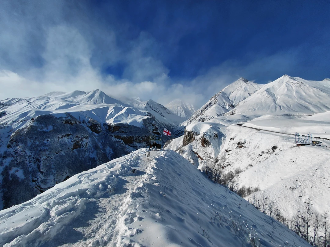 Отзыв о экскурсии "Групповая поездка из Тбилиси — в Казбеги и Гудаури" — фото 2