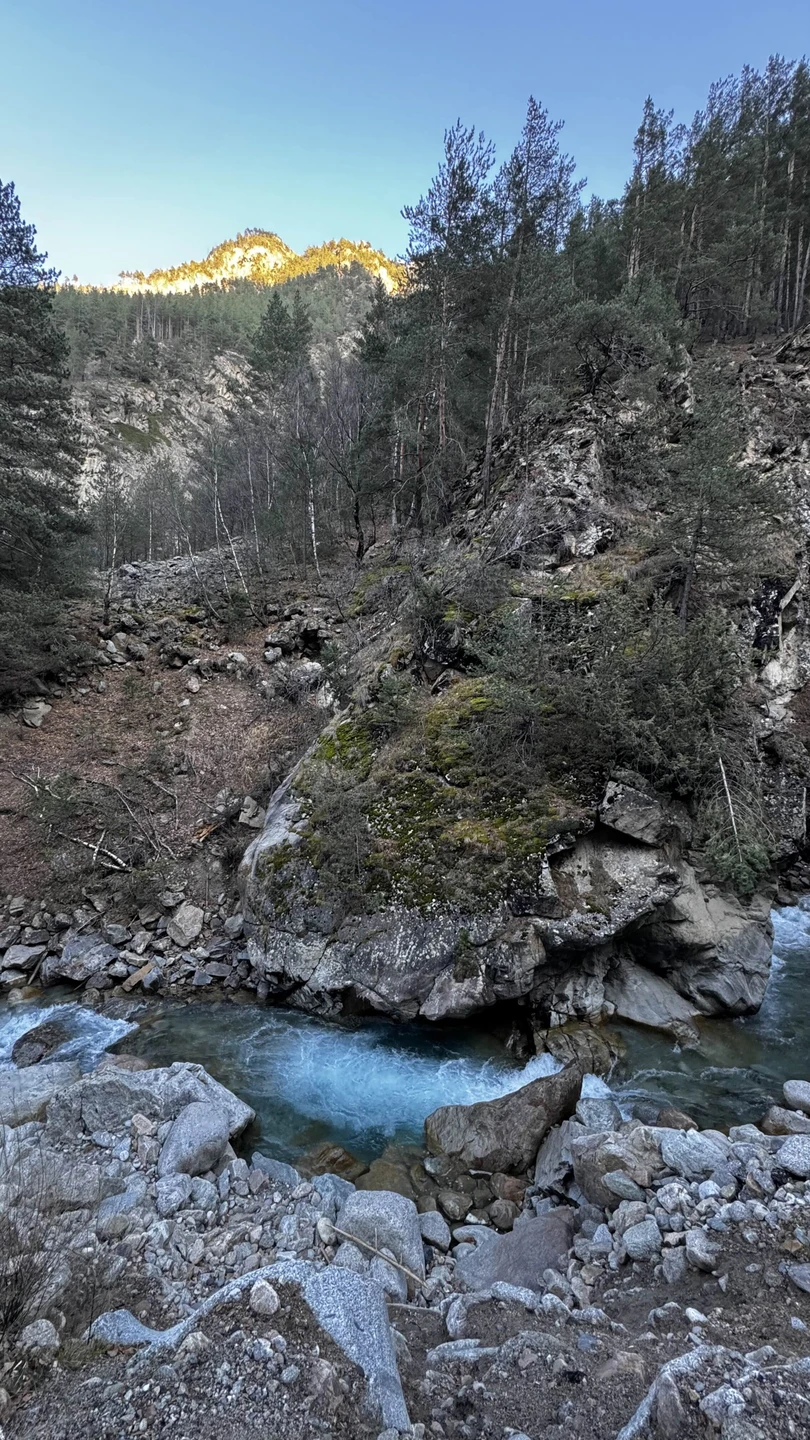Отзыв о экскурсии "Озеро Гижгит и «гора богов» Эльбрус: из Кисловодска в мини-группе" — фото 1
