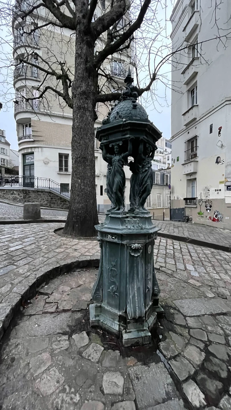 Отзыв о экскурсии "Очарование Монмартра: прогулка с посещением Сакре-Кёр" — фото 2