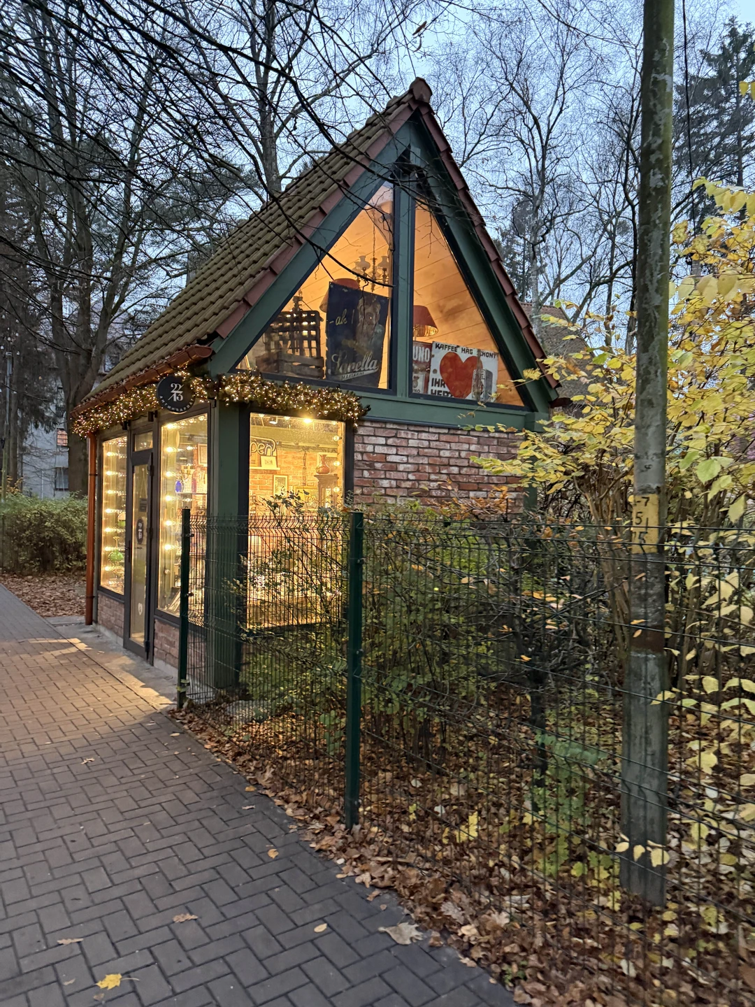 Отзыв о экскурсии "Самый медленный город России: прогулка по Светлогорску" — фото 4