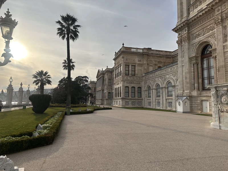 Отзыв о экскурсии "Европейская роскошь Стамбула: дворец Долмабахче и улица Истикляль" — фото 4