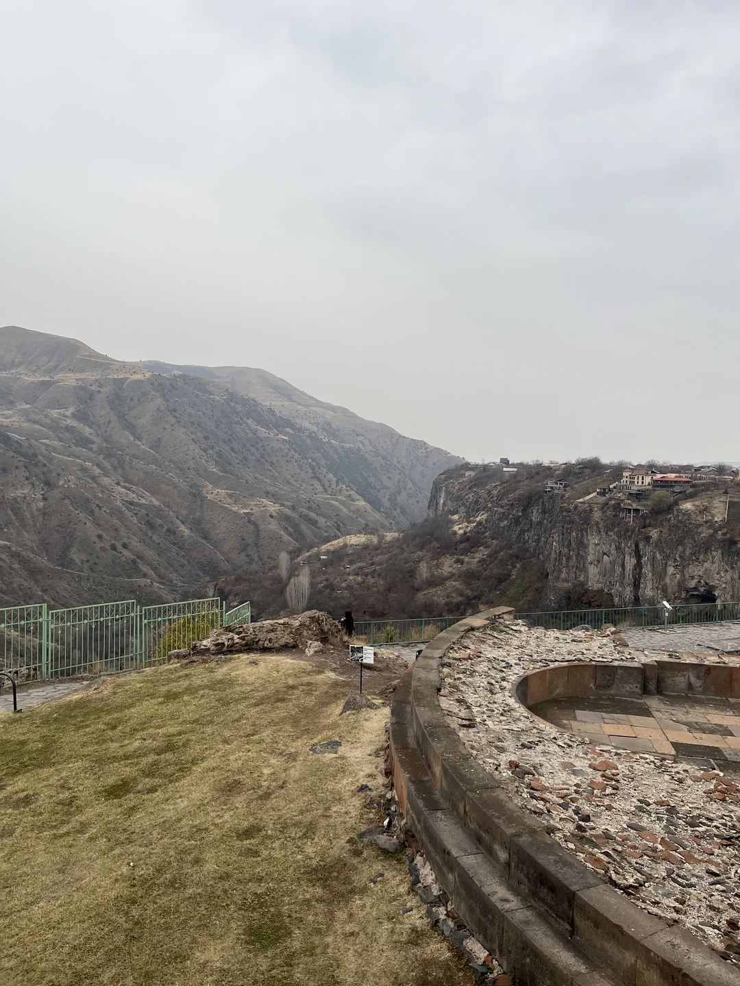 Отзыв о экскурсии "Хор Вирап, Гарни, Гегард и Азатское водохранилище: групповая экскурсия" — фото 3