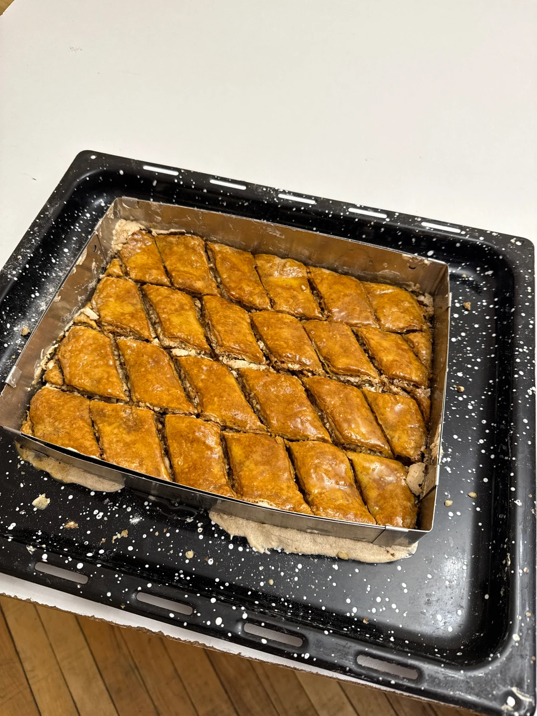 Отзыв о экскурсии "Мастер-класс по десертам армянской кухни — пахлава, гата и назуки своими руками" — фото 1