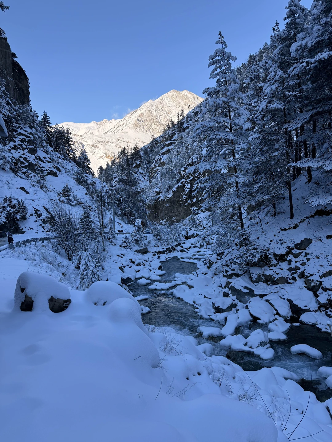 Отзыв о экскурсии "Озеро Гижгит и «гора богов» Эльбрус: из Мин.Вод в мини-группе" — фото 2