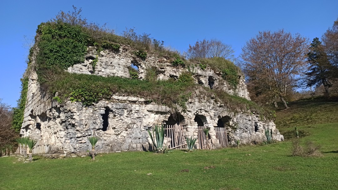 Отзыв о экскурсии "Тайны святынь: путешествие по храмам и замкам Апсны" — фото 5