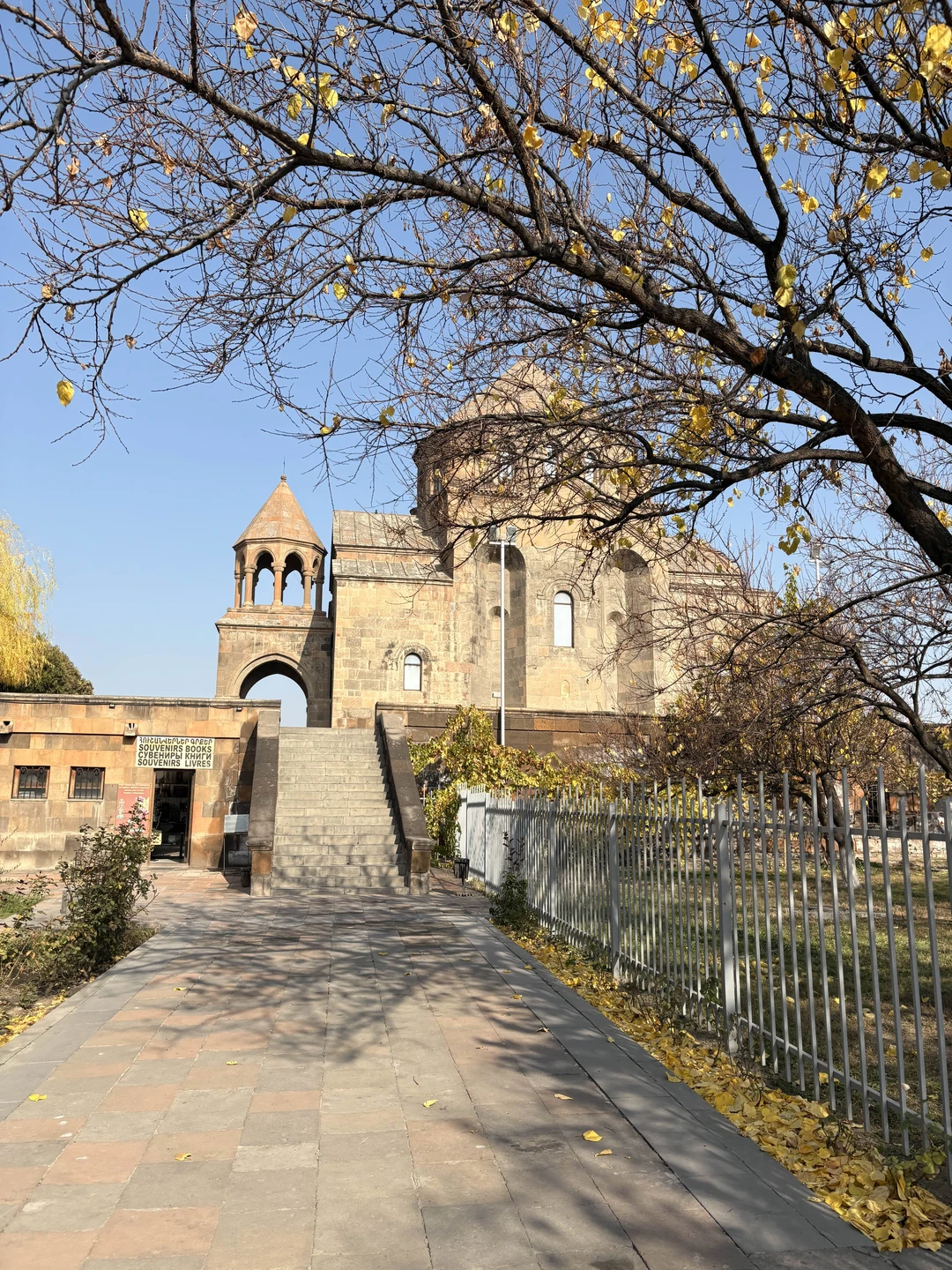 Отзыв о экскурсии "Хор Вирап, святой Эчмиадзин и храм Звартноц" — фото 7