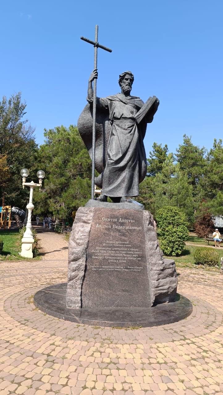 Отзыв о экскурсии "Геленджик и «Голубая бездна» — поездка по основным достопримечательностям" — фото 8 Отзыв о экскурсии "Геленджик и «Голубая бездна» — поездка по основным достопримечательностям" — фото 8