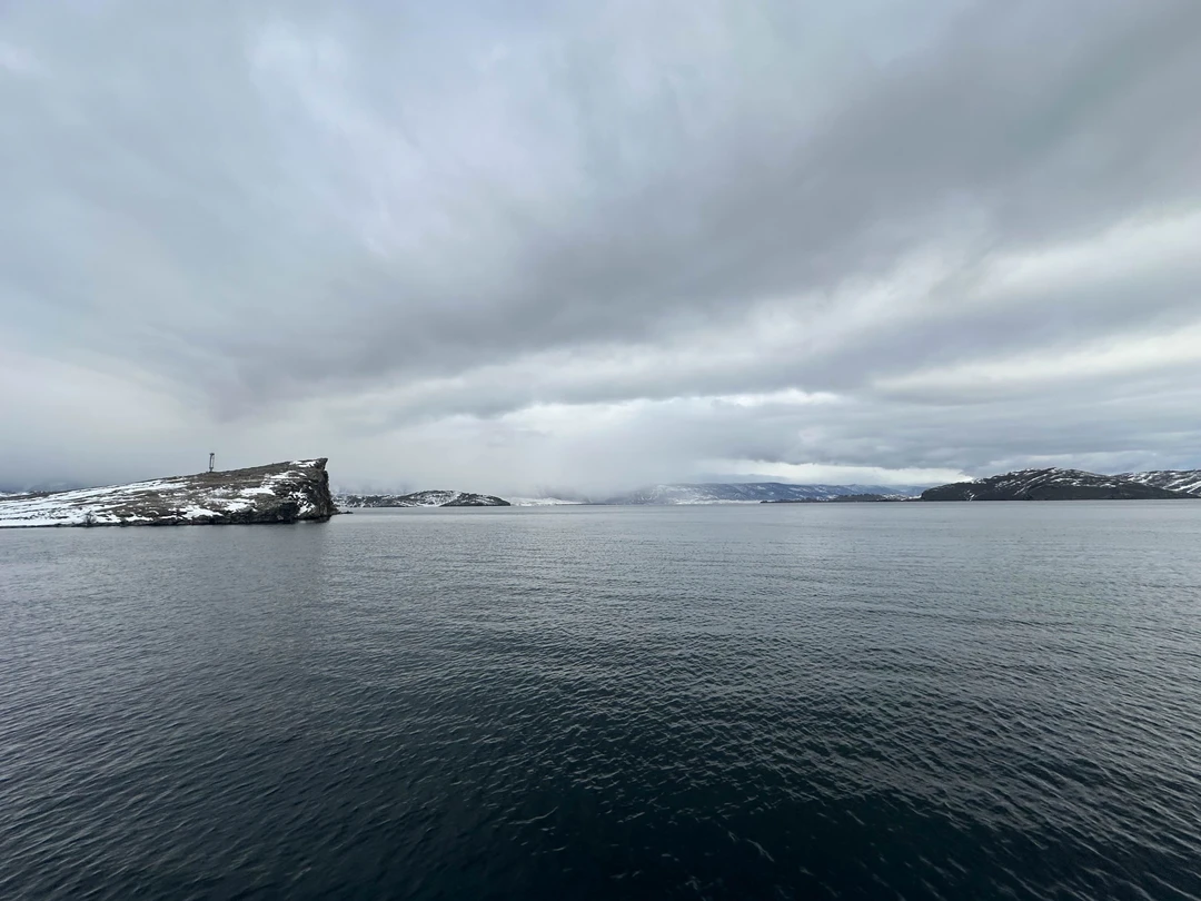 Отзыв о экскурсии "Зимний Ольхон: чистый лёд, пузырьки и гроты" — фото 7