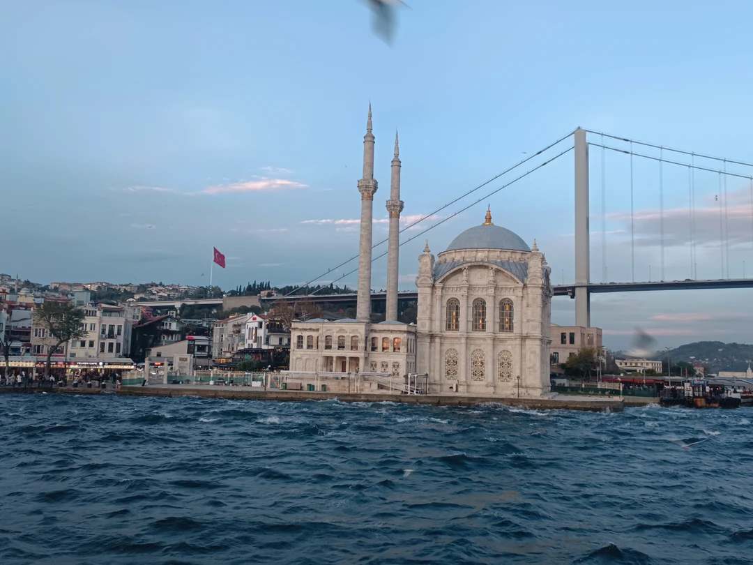 Отзыв о экскурсии "Морская прогулка по Босфору с аудиогидом" — фото 4