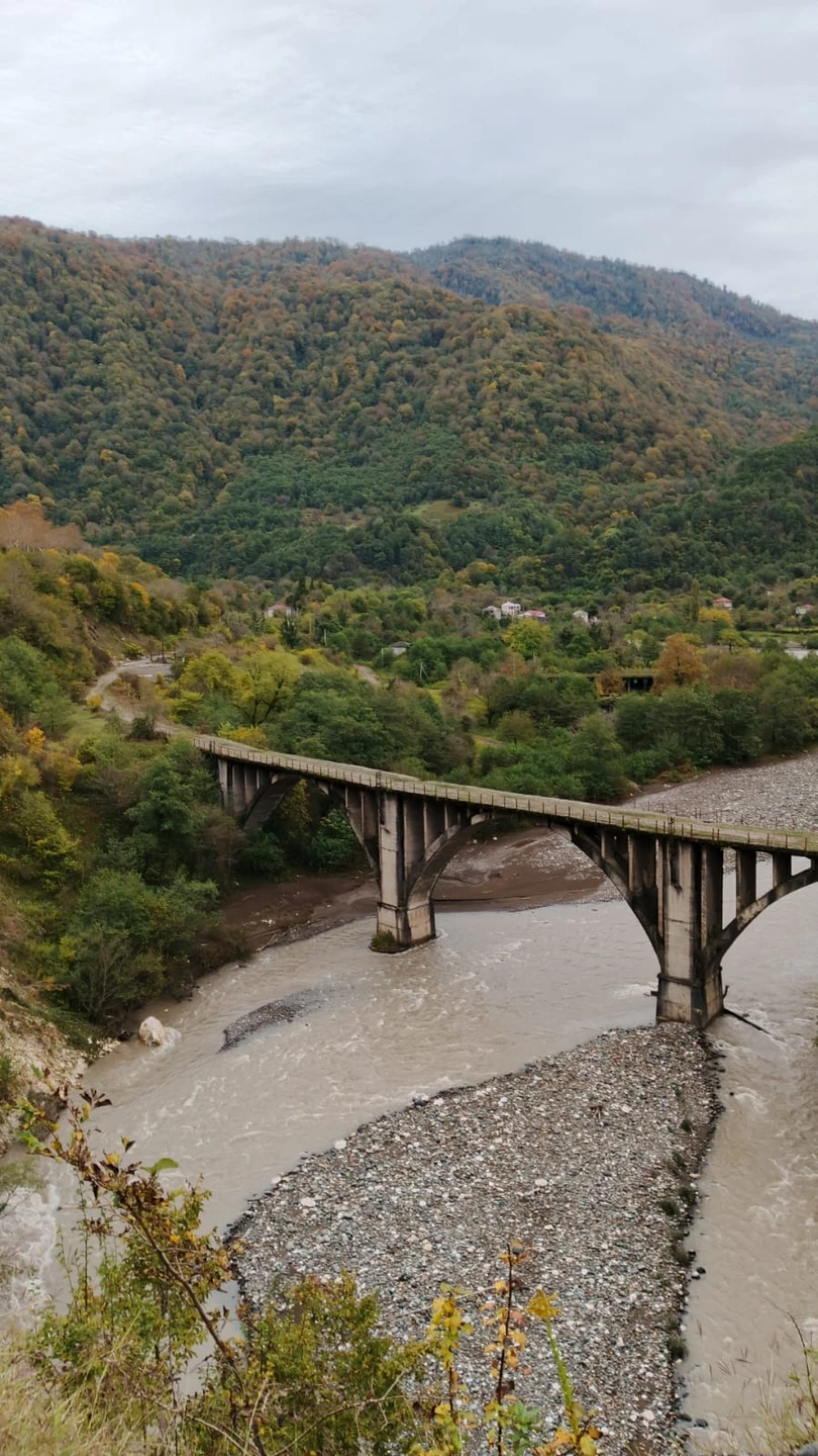 Отзыв о экскурсии "В Акармара и Ткуарчал по следам советской Абхазии (из Сухума)" — фото 3