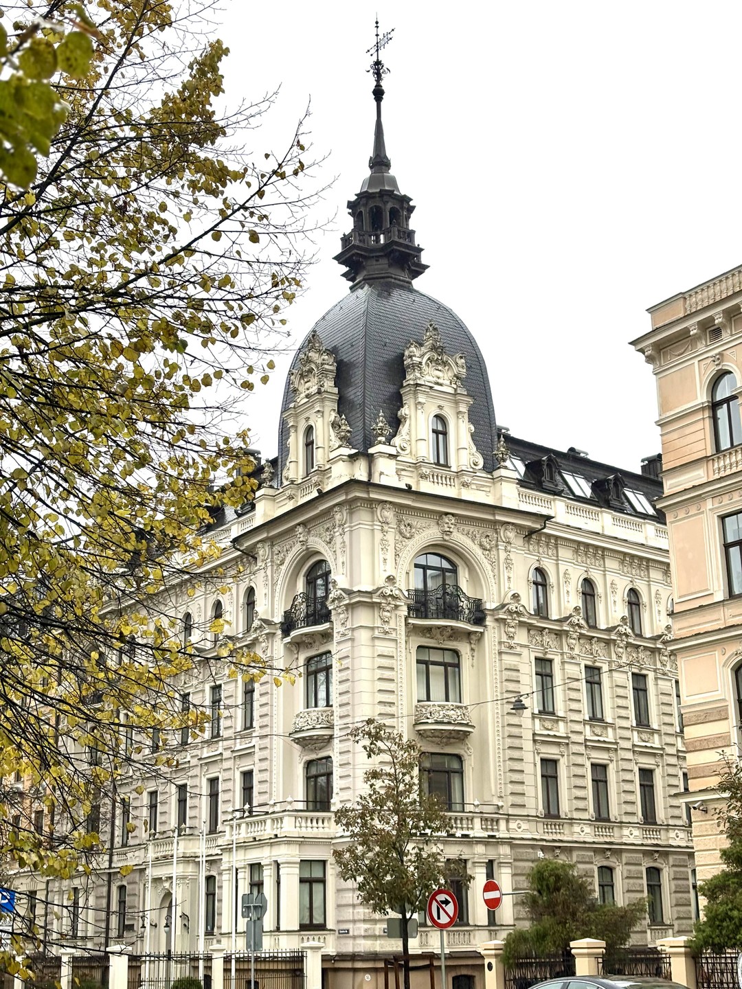 Отзыв о экскурсии "Большой рижский центр: модерн, эклектика и деревянное зодчество" — фото 3