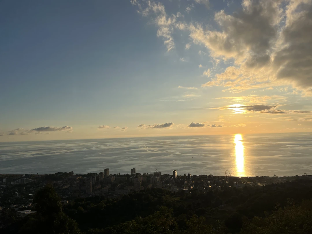 Отзыв о экскурсии "Вечерняя Гагра" — фото 1