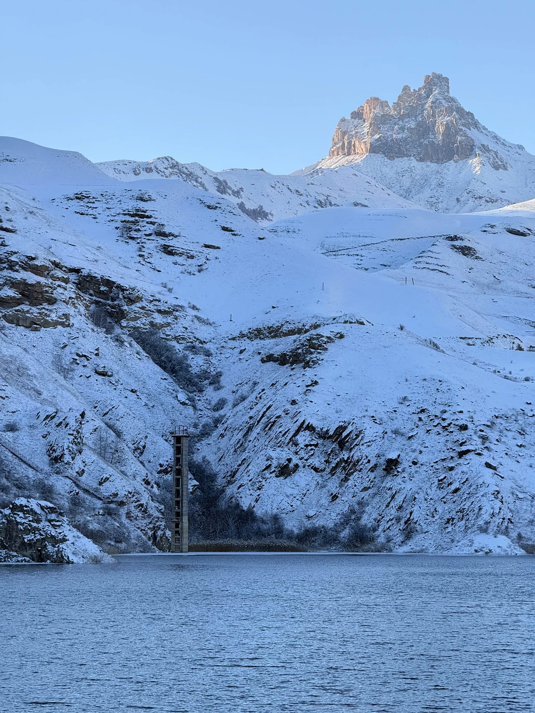 Отзыв о экскурсии "Озеро Гижгит и «гора богов» Эльбрус: из Мин.Вод в мини-группе" — фото 1