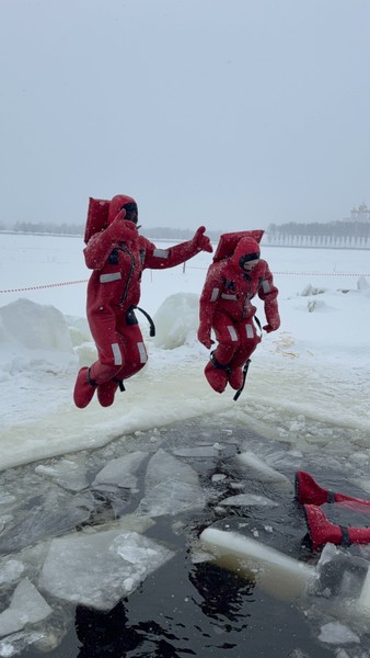 Отзыв о экскурсии "На волнах невесомости: айс-флоатинг на Волге" — фото 1
