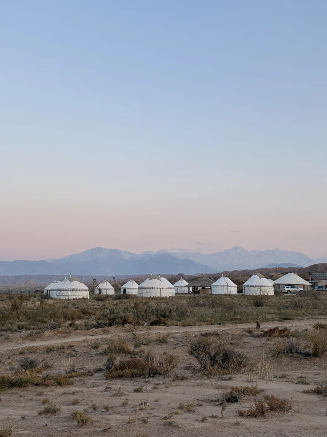 Отзыв о экскурсии "Индивидуальный мини-тур: ночь в юрте, каньон Сказка и шоу кочевых охотников" — фото 2