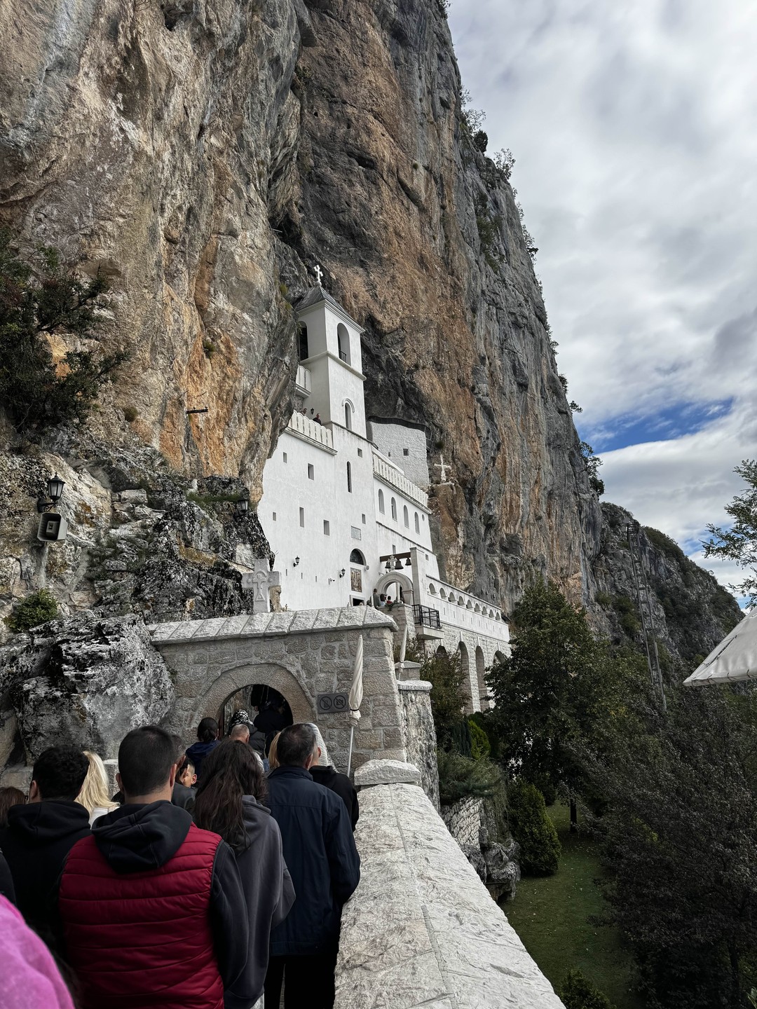Отзыв о экскурсии "Из Будвы к месту силы — в монастырь Острог" — фото 1 Отзыв о экскурсии "Из Будвы к месту силы — в монастырь Острог" — фото 1