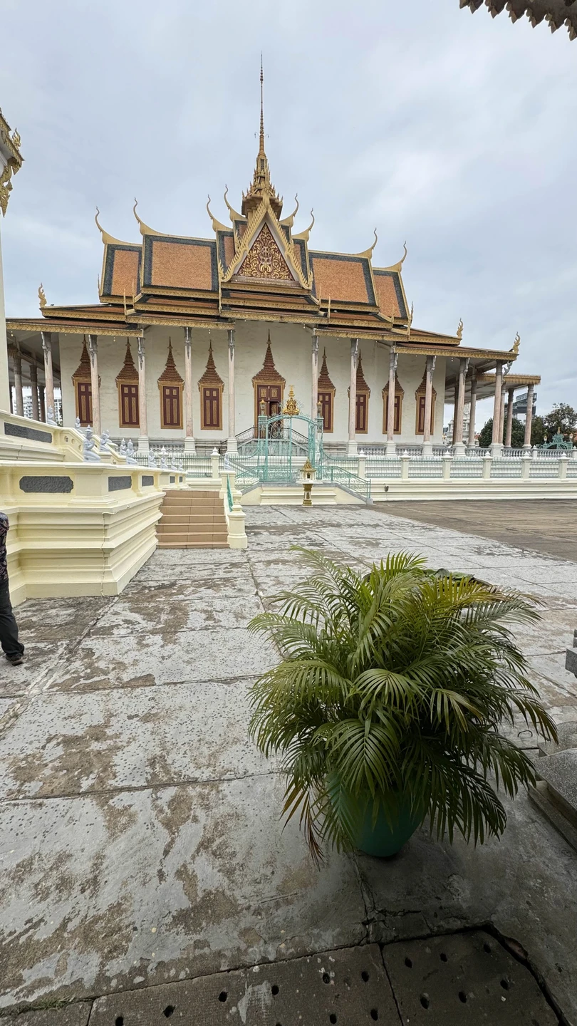 Отзыв о экскурсии "Большое путешествие по 5 странам Юго-Восточной Азии: Таиланд, Камбоджа, Вьетнам, Сингапур, Малайзия" — фото 2