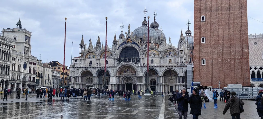 Отзыв о экскурсии "Венецианское трио: острова Мурано, Бурано и Торчелло" — фото 2