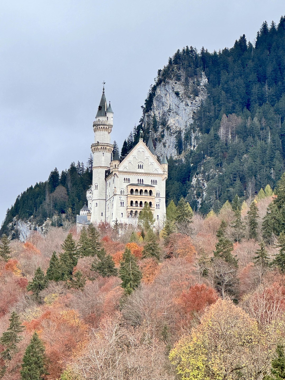 Отзыв о экскурсии "Из Мюнхена — в замок Нойшванштайн, деревню Обераммергау и монастырь Этталь" — фото 2