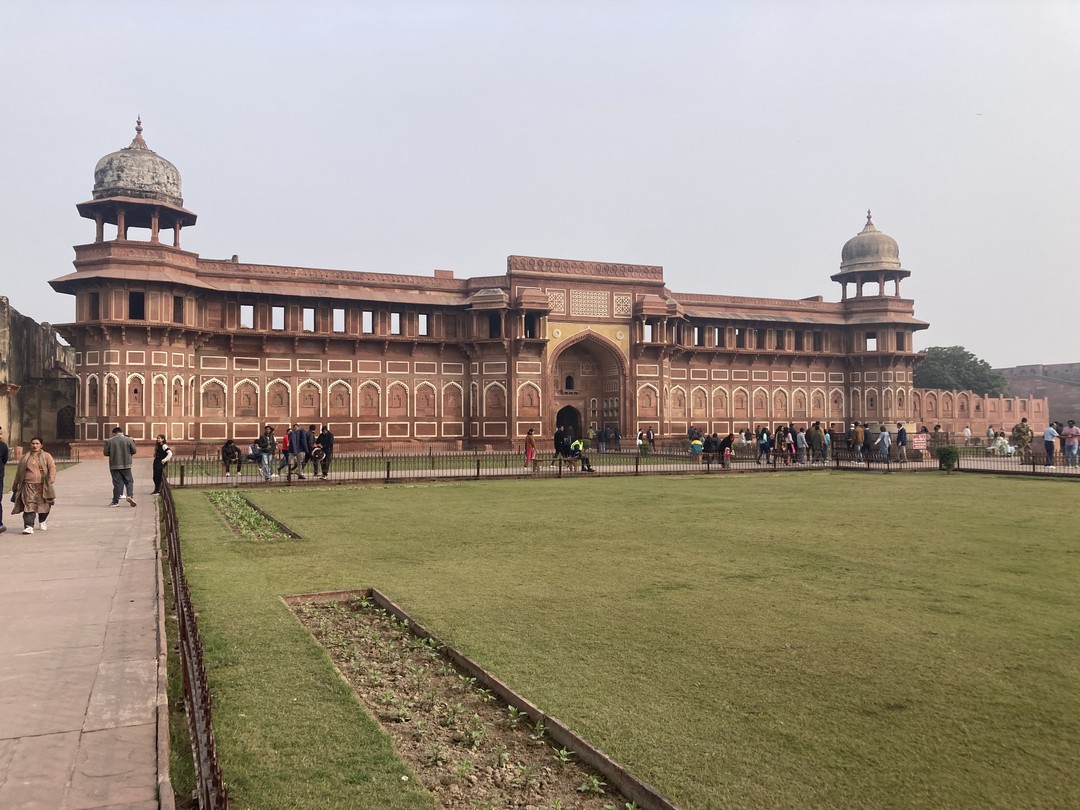Отзыв о экскурсии "К Тадж-Махалу из Дели на поезде-экспрессе" — фото 2