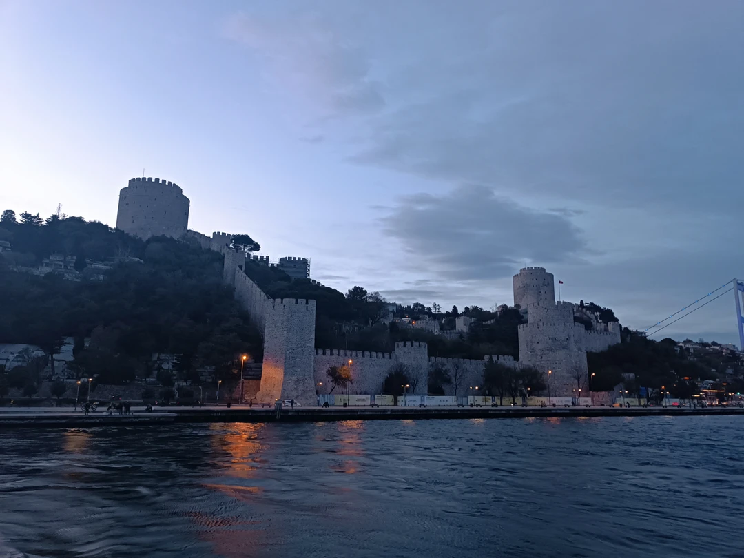 Отзыв о экскурсии "Морская прогулка по Босфору с аудиогидом" — фото 5