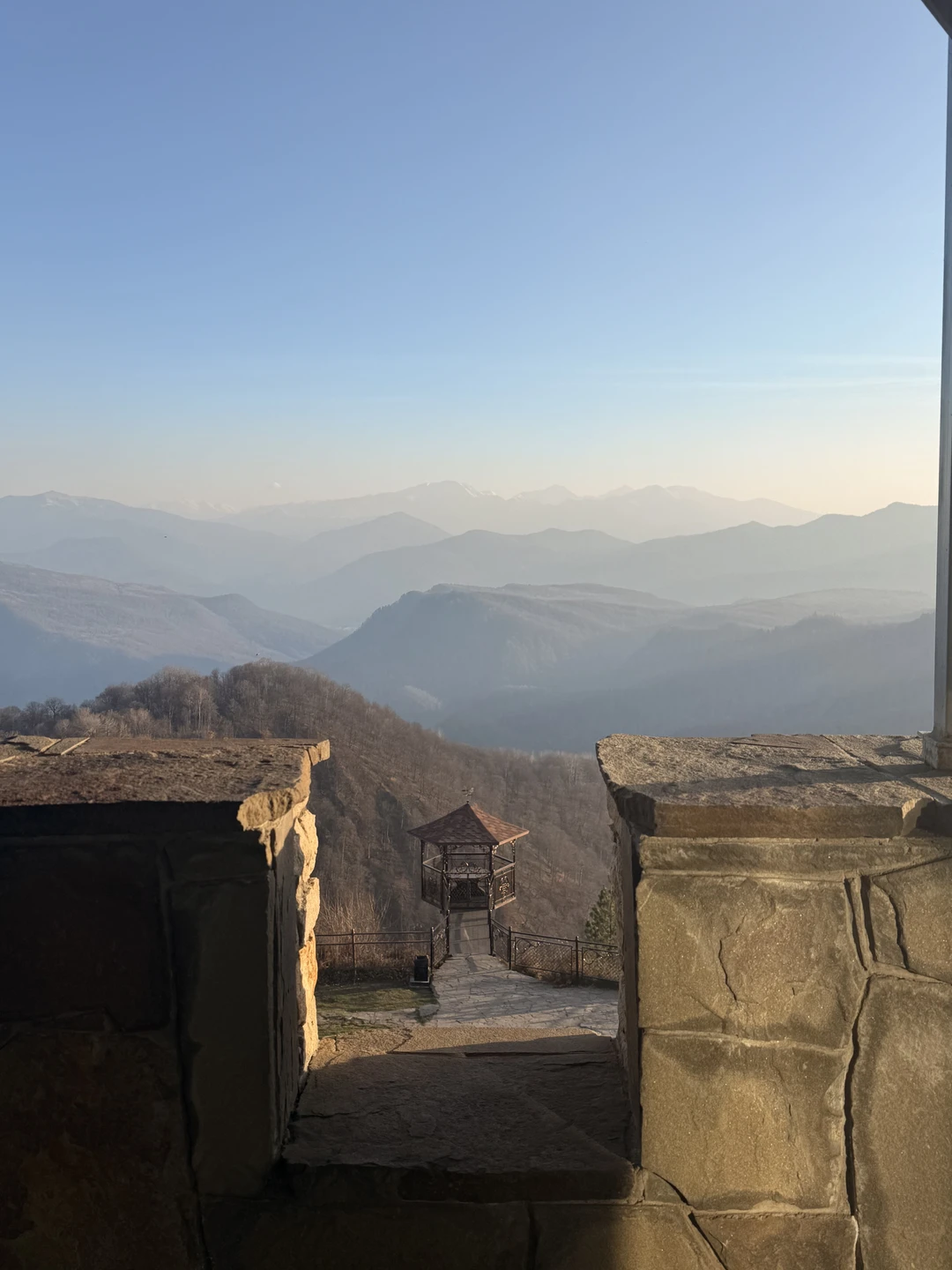 Отзыв о экскурсии "Из Краснодара — по топовым смотровым площадкам плато Лаго-Наки" — фото 2